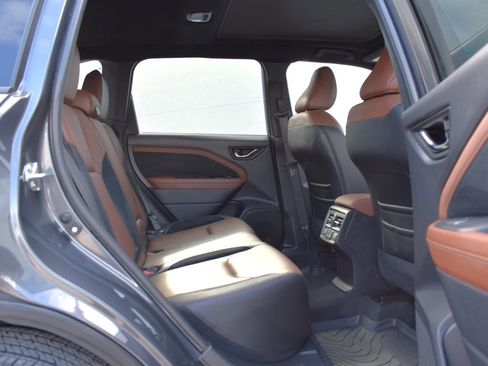 Used 2025 Subaru Forester Touring w/ Popular Package - Touring image 27