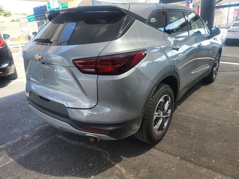Used 2025 Chevrolet Blazer LT FWD image 8