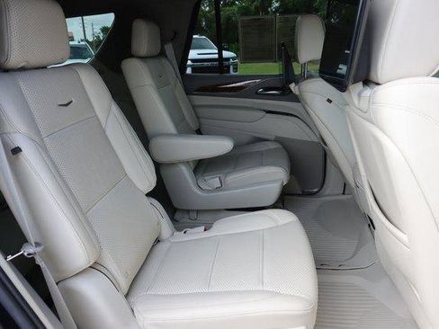 Used 2021 Cadillac Escalade Premium Luxury Platinum image 32