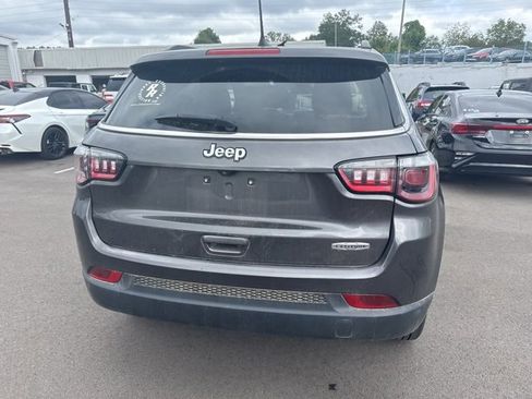 Used 2022 Jeep Compass Latitude w/ Sun and Sound Group image 7