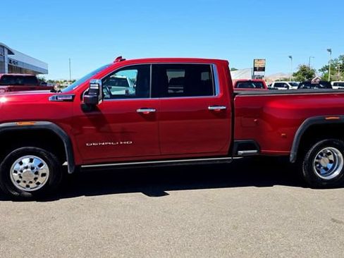 Used 2024 GMC Sierra 3500 Denali w/ Denali Reserve Package AWD/4WD image 6