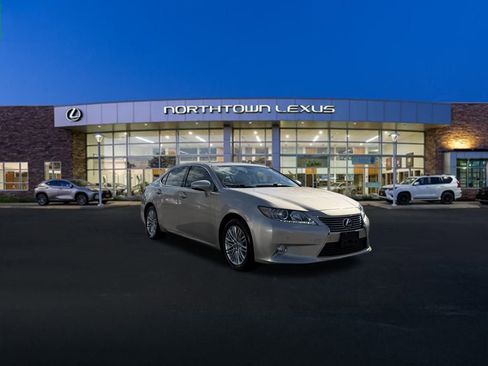 Used 2013 Lexus ES 350 image 3