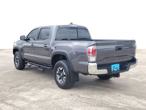 Used 2023 Toyota Tacoma TRD Off-Road AWD/4WD image 3