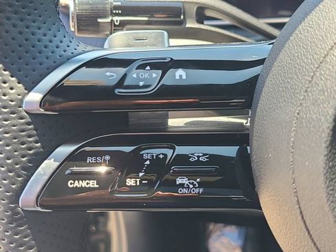 Used 2023 Mercedes-Benz C 300 Sedan image 25