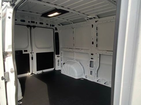 New 2026 RAM ProMaster 2500 w/ Convenience Group image 11