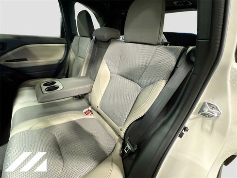 Used 2025 Subaru Forester Premium image 25