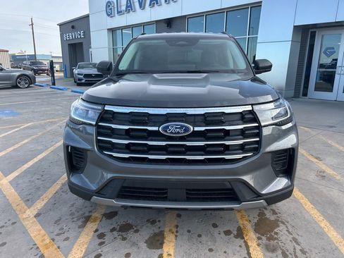 New 2026 Ford Explorer Active image 8