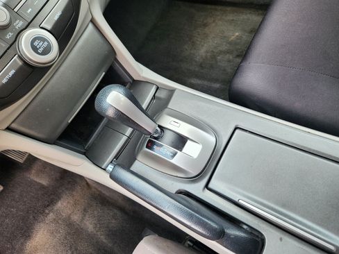 Used 2012 Honda Accord LX image 14