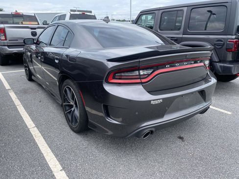 Used 2020 Dodge Charger Scat Pack w/ Plus Group RWD image 5
