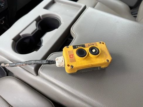 Used 2017 Ford F550 4x4 Crew Cab Super Duty image 24