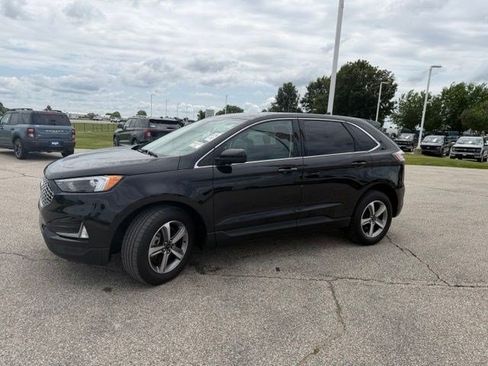 Used 2024 Ford Edge SEL w/ Convenience Package AWD/4WD image 8