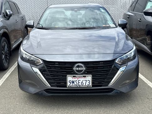 Certified 2024 Nissan Sentra SV FWD image 3