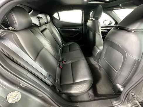 Used 2023 MAZDA MAZDA3 s image 27