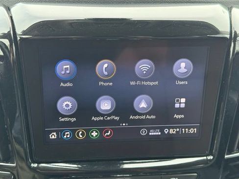 Used 2021 Chevrolet Traverse LT AWD/4WD image 3