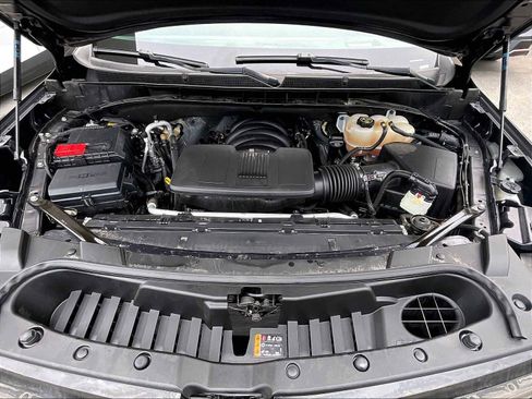 Used 2023 Cadillac Escalade Sport Platinum w/ LPO, ONYX Package image 31