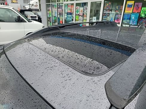 Used 2018 Subaru Outback 2.5i Limited image 9