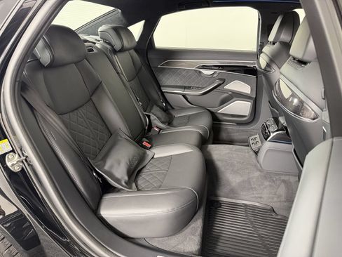 Used 2026 Audi S8 AWD/4WD image 25