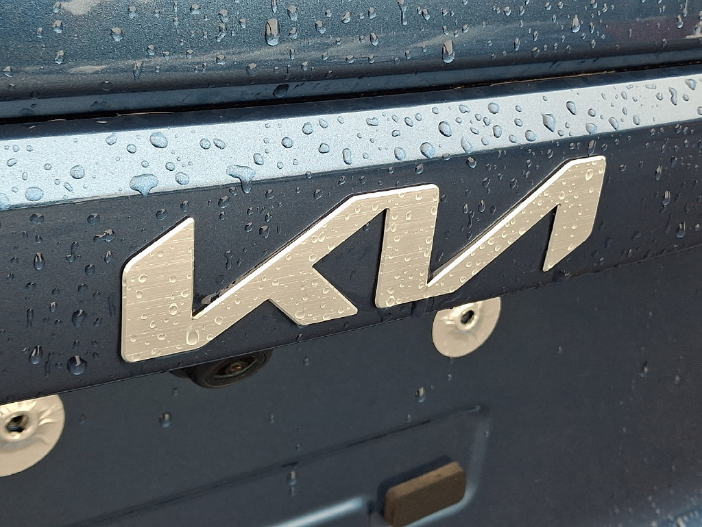 Certified 2025 Kia Niro EX w/ EX Cold Weather Package FWD image 30