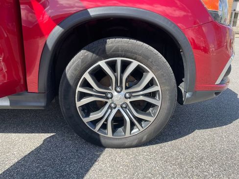Used 2019 Mitsubishi Outlander Sport ES AWD/4WD image 29
