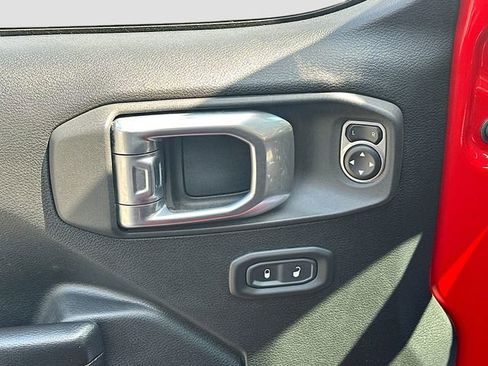 Used 2021 Jeep Wrangler Unlimited Sport image 19