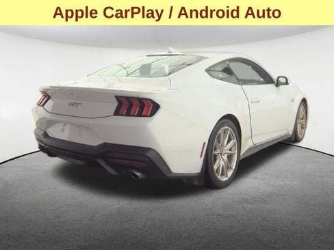 Used 2024 Ford Mustang GT Premium image 5