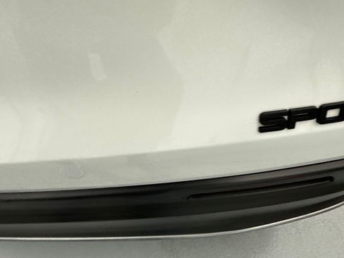 Used 2023 Honda HR-V Sport image 8