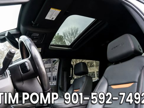 Used 2022 GMC Sierra 1500 AT4 w/ AT4 Premium Package image 12