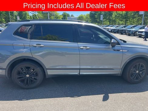 Used 2022 Volkswagen Tiguan SE R-Line FWD image 5
