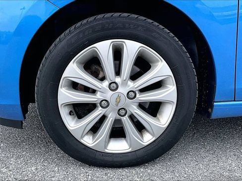 Used 2017 Chevrolet Spark LT FWD image 7
