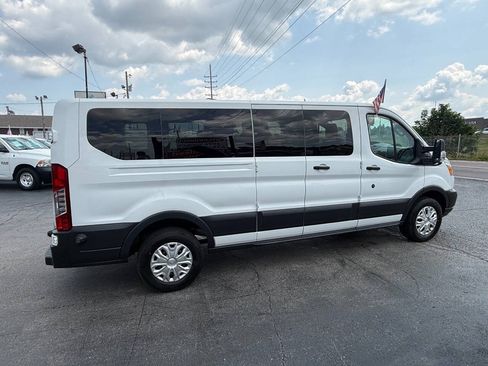 Used 2015 Ford Transit 350 XLT RWD image 5