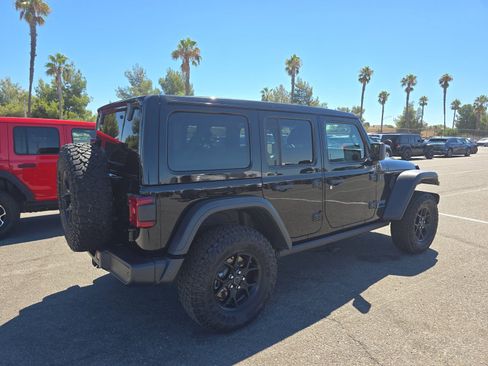 Used 2024 Jeep Wrangler Unlimited AWD/4WD image 4