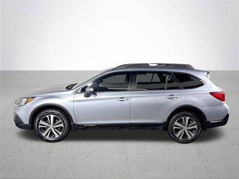 Used 2019 Subaru Outback 3.6R Limited w/ Popular Package #2 image 9