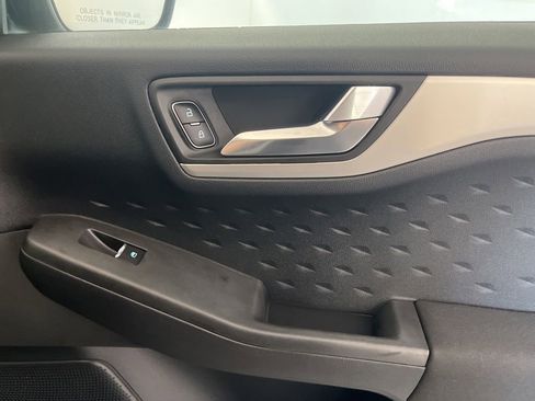 Used 2020 Ford Escape SE FWD image 57