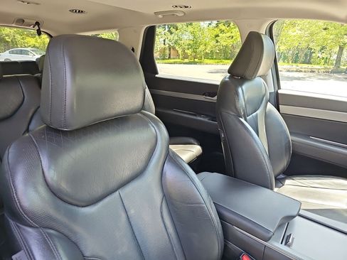Used 2022 Hyundai Palisade SEL w/ 8P Bench Seat Package AWD/4WD image 12