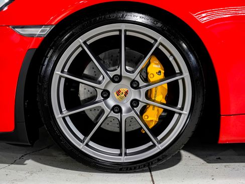 Used 2016 Porsche Boxster Spyder image 43