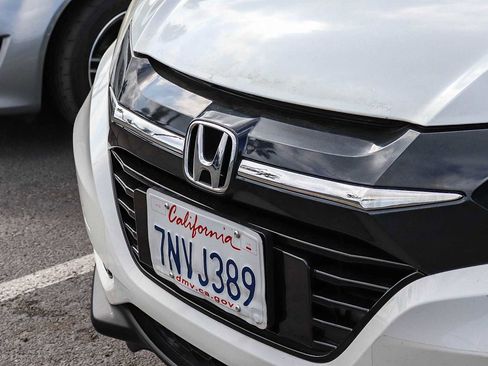 Used 2016 Honda HR-V EX image 3