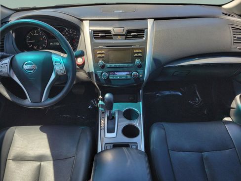 Used 2015 Nissan Altima 2.5 SL w/ Moonroof Package FWD image 6