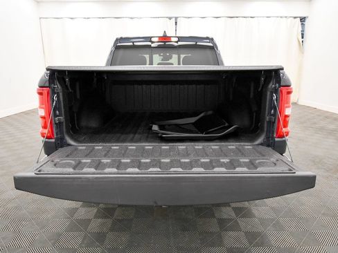 Used 2025 RAM 1500 Big Horn AWD/4WD image 7