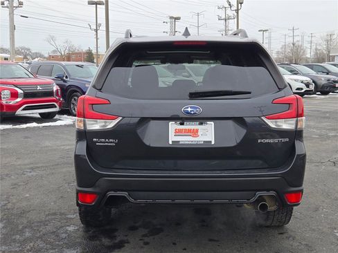 Used 2019 Subaru Forester Limited image 16