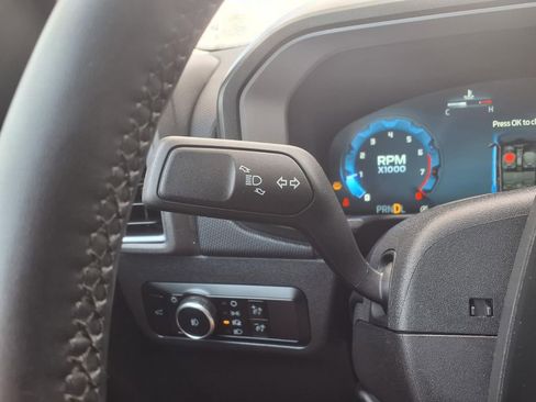 Used 2025 Ford Bronco Sport Outer Banks w/ Outer Banks Tech Package+ AWD/4WD image 28