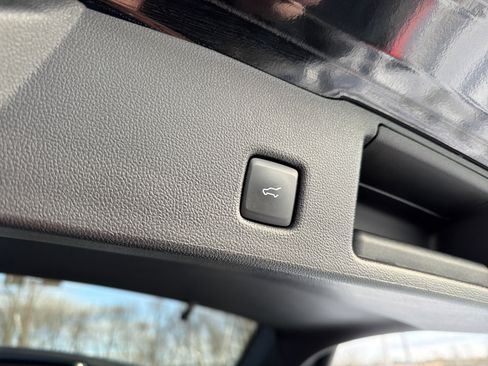 Used 2022 Ford Escape SE w/ Convenience Package image 24