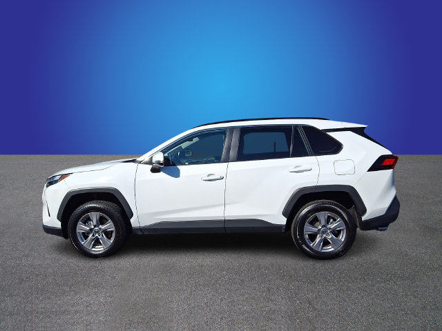 Used 2025 Toyota RAV4 XLE AWD/4WD image 7