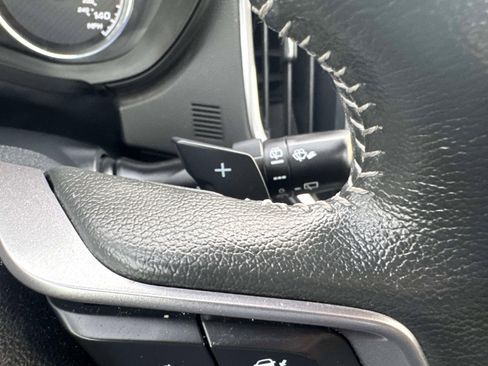 Used 2022 Subaru Forester Touring image 33