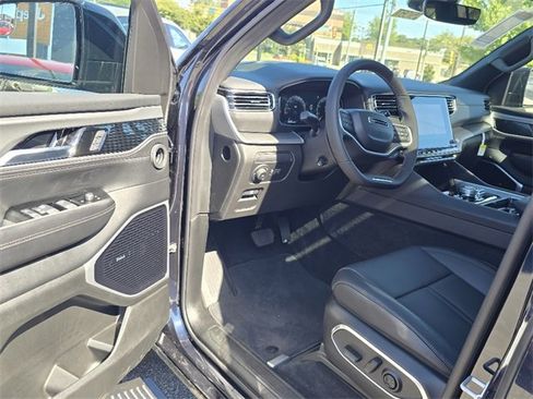 New 2025 Jeep Wagoneer Series III w/ Quick Order Package 25C Super image 4