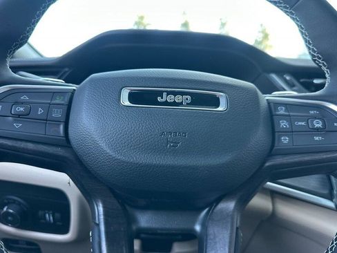 New 2026 Jeep Grand Cherokee Limited w/ Limited Altitude Package image 22