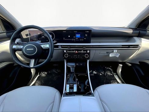 Used 2025 Hyundai Tucson SEL image 16