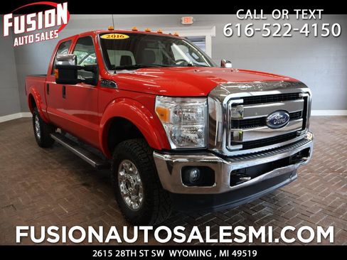 Used 2016 Ford F250 XLT w/ XLT Premium Package AWD/4WD image 1