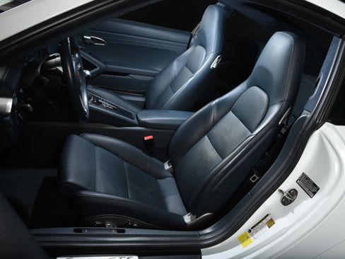 Used 2019 Porsche 911 Carrera GTS RWD image 34