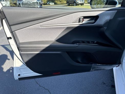 New 2025 Toyota Camry LE image 22