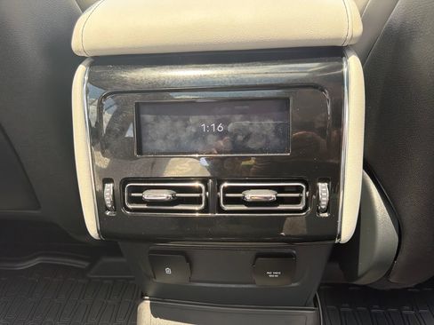 Used 2025 Lincoln Aviator Reserve w/ Luxury Package RWD image 37